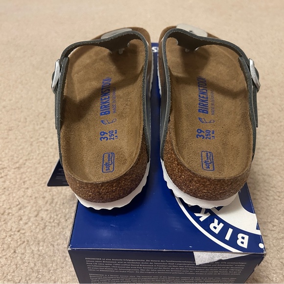 Birkenstock Gizeh Thong Sandals Leather Silver Metallic Size 39 Regular Width - Picture 3 of 9